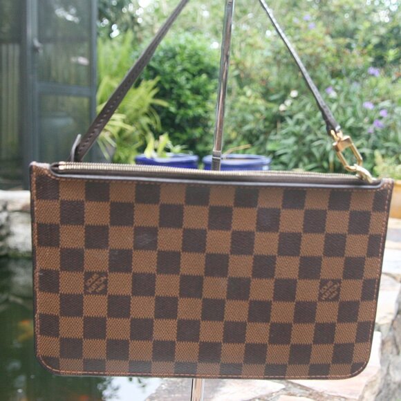 Louis Vuitton Handbags - LOUIS VUITTON DAMIER EBENE CLUTCH POCHETTE POUCH WRISTLET MM/GM 100% AUTHENTIC